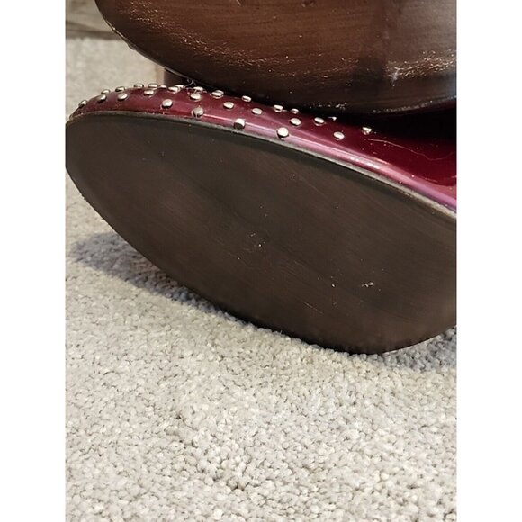 Stuart Weiztman Cranberry Red Patent Leather Studded Toe Heels Pumps Size 9 M - Picture 11 of 14